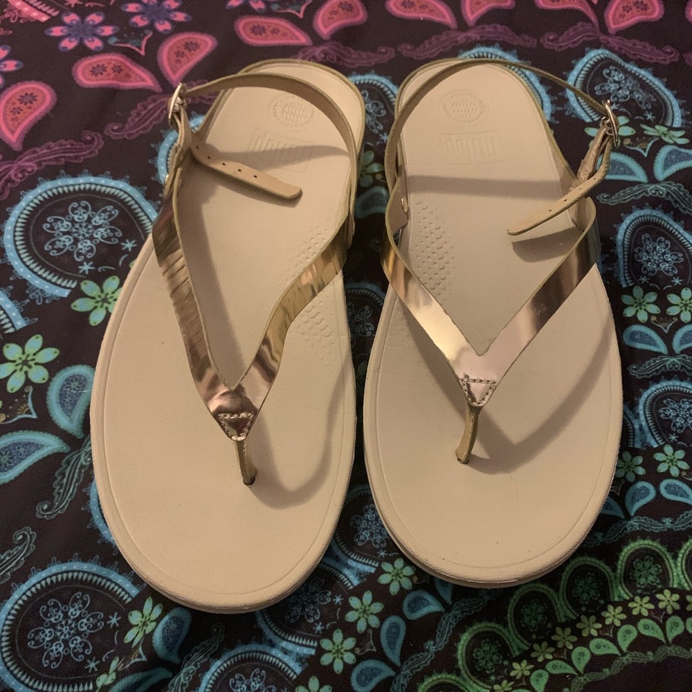 FitFlop METALLIC GOLD sandals🌴